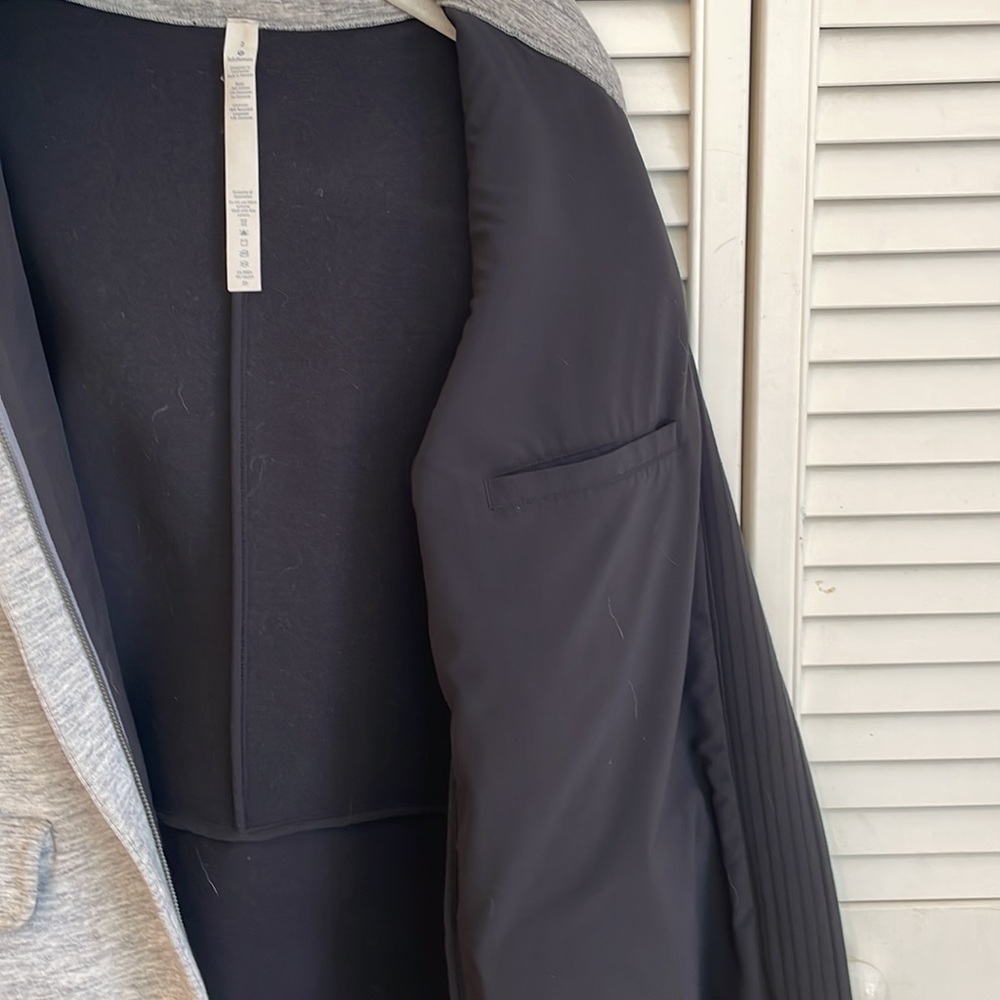 Lululemon Gray Softshell Jacket - image 5